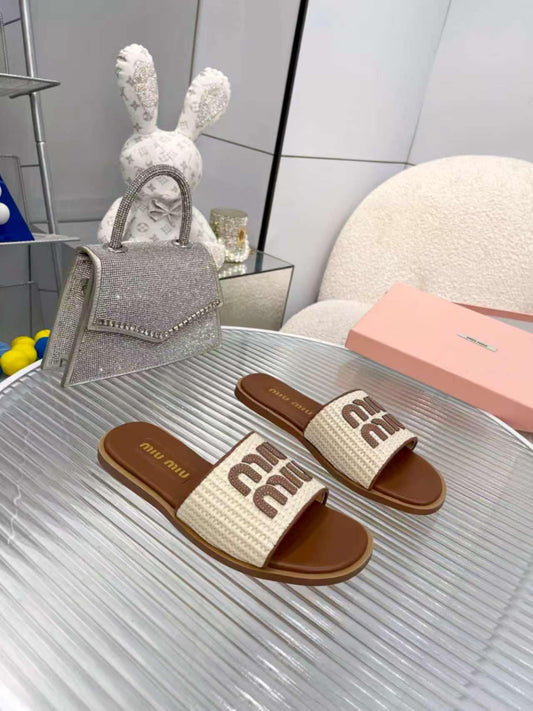 Mu sandals brown (pre order)