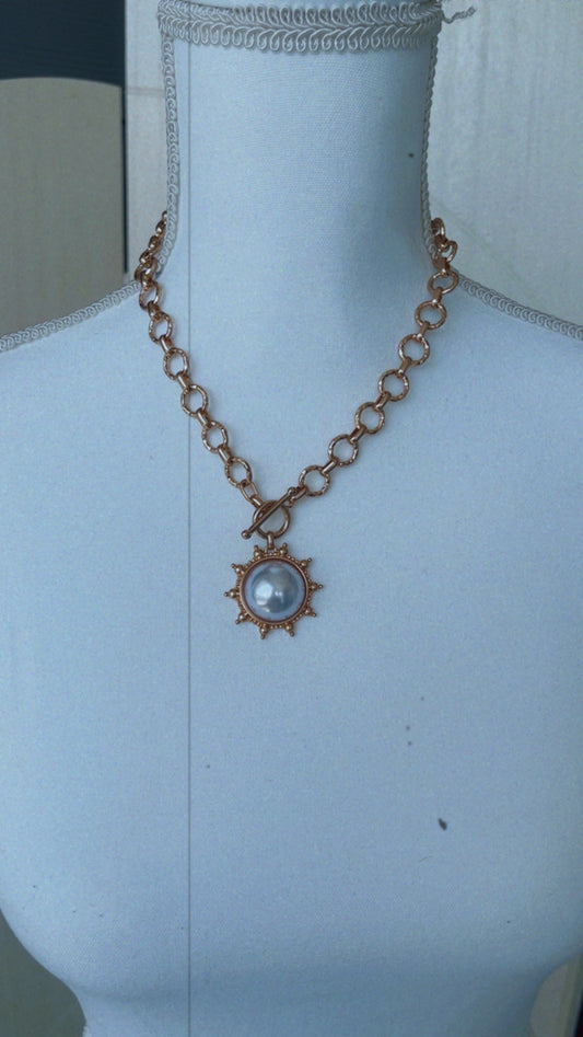 Oversized pearl stacker necklace