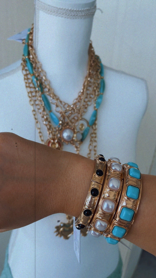 Black stretch cuff (small)