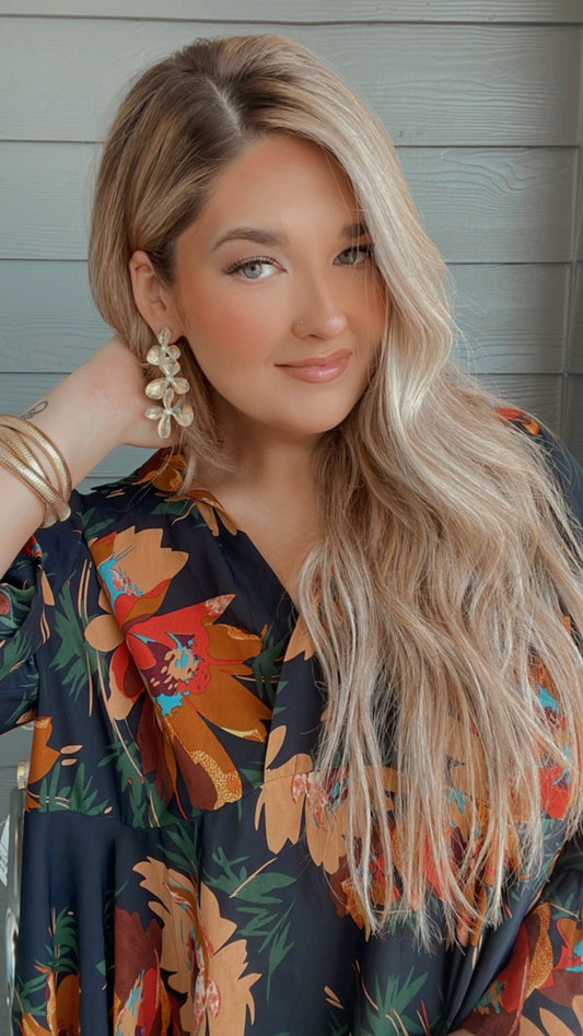 “Miss daisy” floral statement earrings