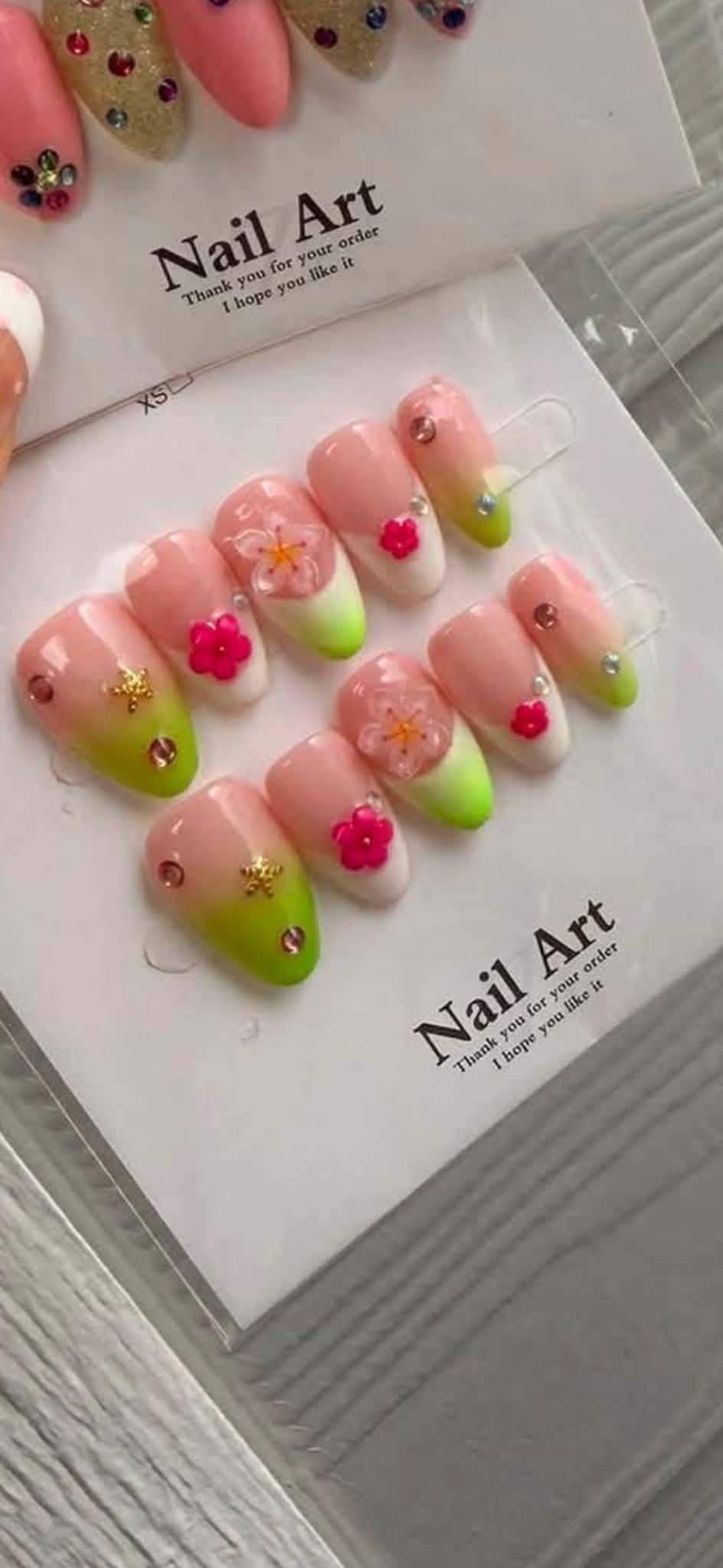 Almond 5$ nails x3