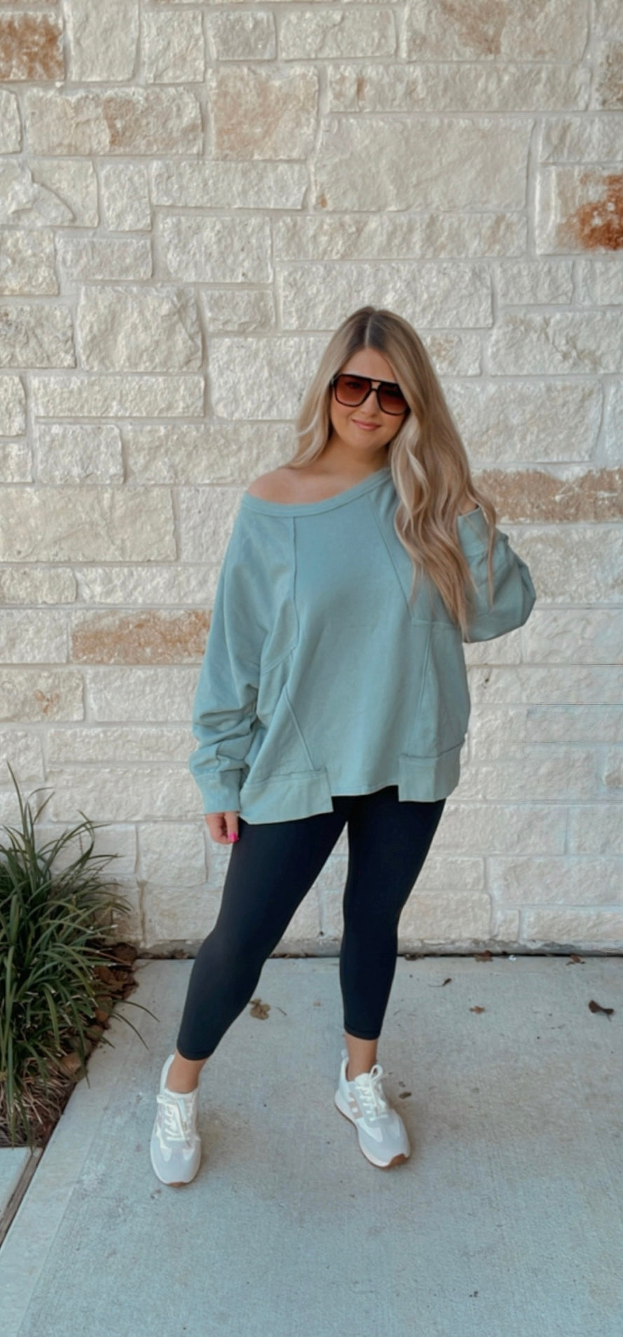 Sea breeze pullover top