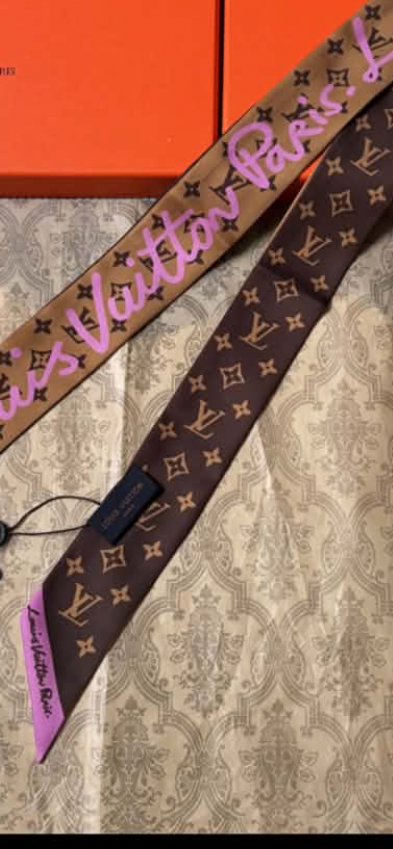 Scarf pre order